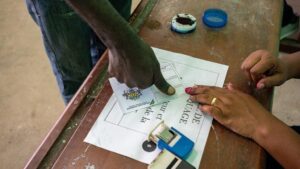 Présidentielle au Gabon: les recours de quatre candidats validés, celui de Jean-Rémy Yama rejeté
