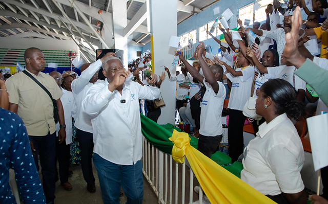 Présidentielle 2025 : Ndong Sima et sa troupe choisissent Oligui Nguema | Gabonreview.com | Actualité du Gabon |