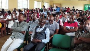 Rodrigue Ndong : l’écrivain aux mille plumes honoré de son vivant | Gabonreview.com | Actualité du Gabon |