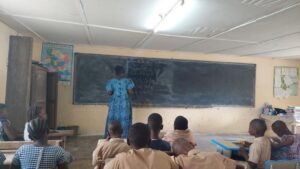 Revue de presse Afrique - À la Une: les enseignants suspendent leur grève en Côte d'Ivoire