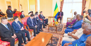 Oligui Nguema reçoit une délégation de China First Highway à Oyem | Gabonreview.com | Actualité du Gabon |