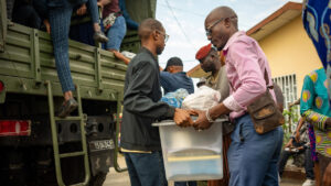 Présidentielle 2025 : le matériel électoral acheminé dès ce jeudi vers les commissions locales | Gabonreview.com | Actualité du Gabon |