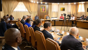 Gabon : Valse des bailleurs de fonds à la vice-présidence du gouvernement | Gabonreview.com | Actualité du Gabon |