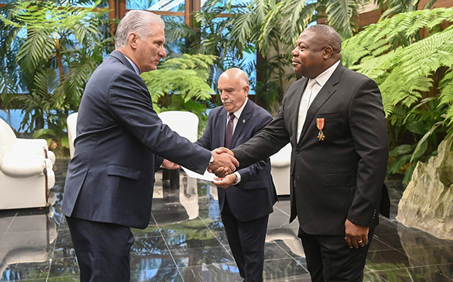 Diplomatie : Faustin Yves N’Guiend-Mickolo prend officiellement ses fonctions d’ambassadeur du Gabon à Cuba | Gabonreview.com | Actualité du Gabon |