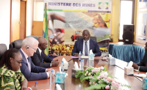 Fer de Belinga : Gilles Nembe presse Ivindo Iron sur les retombées locales du projet | Gabonreview.com | Actualité du Gabon |