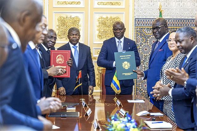 Gabon-Angola : vers une relance des accords de coopération | Gabonreview.com | Actualité du Gabon |