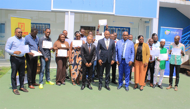 Lutte contre le chômage : Nouvelle cuvée de 57 demandeurs d’emplois formés aux soft skills, recrutés par Foberd Gabon | Gabonreview.com | Actualité du Gabon |