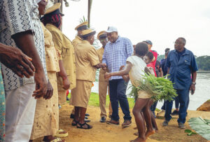 Moyen-Ogooué : Akuré-Davain entre mémoire et développement | Gabonreview.com | Actualité du Gabon |