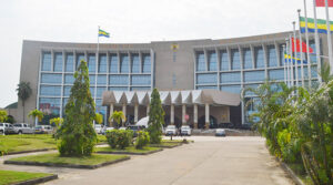 Pour une démocratie plus transparente et efficace, l'Assemblée nationale amorce son passage à l'ère numérique avec l’ANINF | Gabonreview.com | Actualité du Gabon |