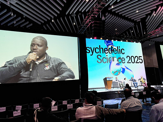 Le Gabon s’invite à la conférence mondiale sur les sciences psychédéliques à Denver | Gabonreview.com | Actualité du Gabon |