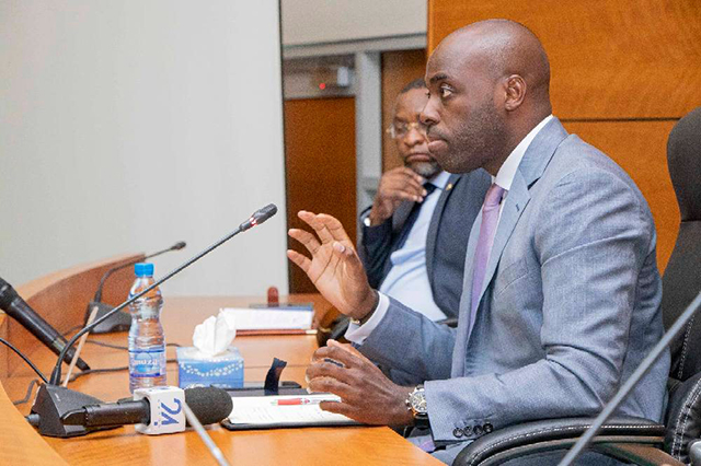 Paiements électroniques : L’interopérabilité des transactions économiques vue par le gouvernement et le Gimac | Gabonreview.com | Actualité du Gabon |