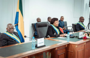 Sénat de la Transition : Paulette Missambo plaide pour une décentralisation effective et une démocratie participative | Gabonreview.com | Actualité du Gabon |