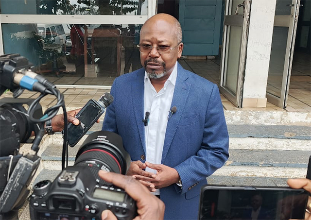 Eyué Bekale recluse : Bilie-By-Nze appelle au respect du droit, dénonce une « justice politisée et instrumentalisée » | Gabonreview.com | Actualité du Gabon |