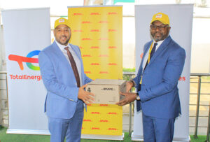 Des stations-services TotalEnergies pour rapprocher les services de DHL Express Gabon de la clientèle | Gabonreview.com | Actualité du Gabon |