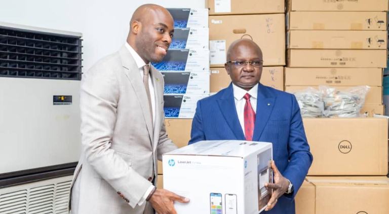 e-Gabon-SIS : du matériel informatique et technique pour l’hôpital Jean Ebori -