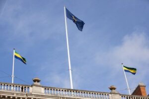 Levée de la suspension du Gabon au Commonwealth : une victoire diplomatique saluée par Brice Clotaire | Gabonreview.com | Actualité du Gabon |
