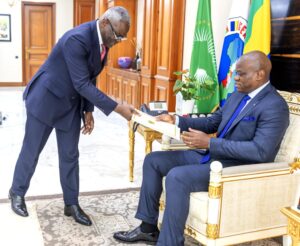 Unesco : le Gabon soutient (aussi) la candidature du Congolais Firmin Matoko | Gabonreview.com | Actualité du Gabon |