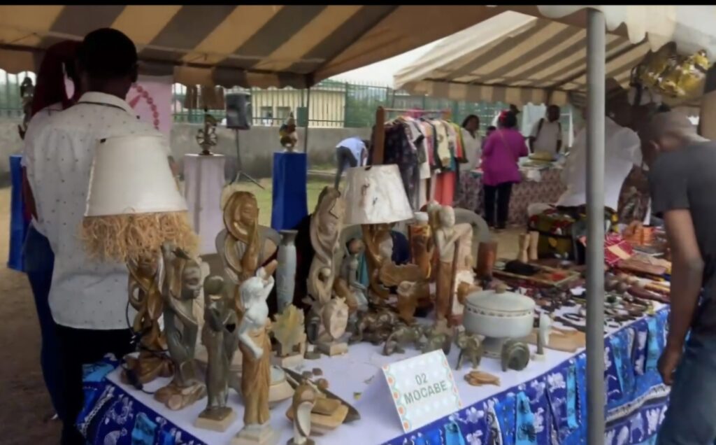 Culture et solidarité : Moabi-Lung rassemble la diaspora de la Douigny à Libreville | Gabonreview.com | Actualité du Gabon |