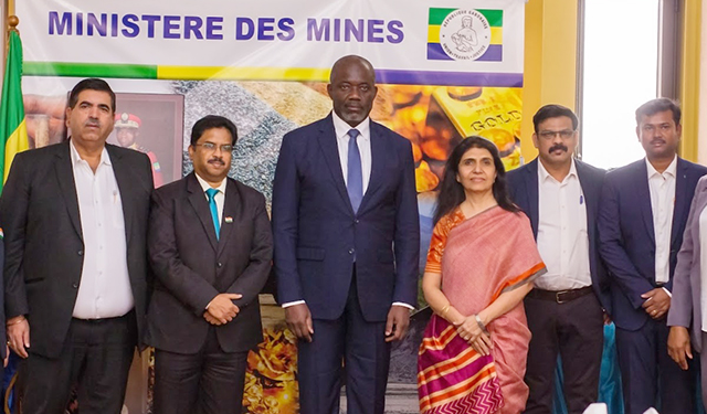 Mines : l’Inde veut forger un partenariat stratégique avec le Gabon | Gabonreview.com | Actualité du Gabon |
