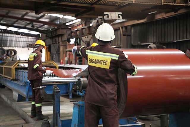 Ciment en hausse, tôles en chute : le contraste des industries de transformation | Gabonreview.com | Actualité du Gabon |