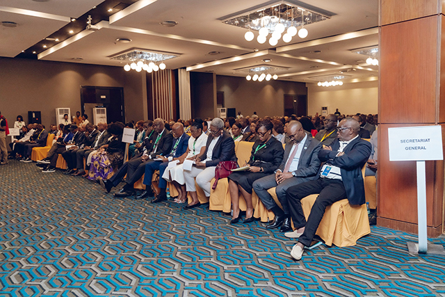 Gabon : l’UDB affine sa stratégie à l’approche des législatives de septembre | Gabonreview.com | Actualité du Gabon |