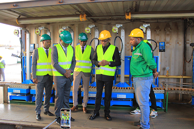 Port-Gentil : Une immersion dans le secteur pétrolier gabonais riche d'enseignements | Gabonreview.com | Actualité du Gabon |