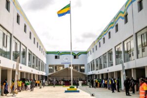 Marché CTRI d’Oloumi : Déjà des problèmes d’électricité ! | Gabonreview.com | Actualité du Gabon |