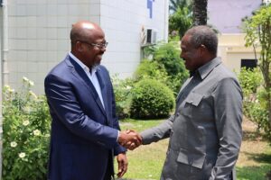 Élections : Abdou Abarry s’entretient avec Bilie-By-Nze pour garantir la transparence | Gabonreview.com | Actualité du Gabon |