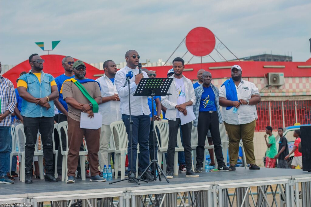 Élections 2025 : Après l’UDB, le FDS annonce lui aussi sa tournée interprovinciale | Gabonreview.com | Actualité du Gabon |