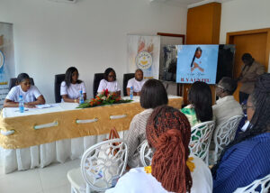 Gospel : Ange-Marie Sophonie embrase la scène avec «Il y a le feu» | Gabonreview.com | Actualité du Gabon |