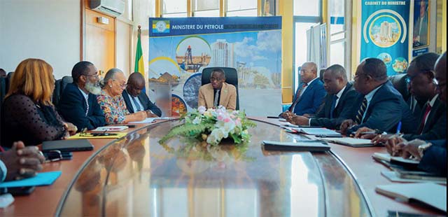 Gabon : Vers l’égalité salariale des intérimaires dans le Secteur pétrolier | Gabonreview.com | Actualité du Gabon |