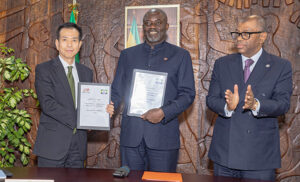 Gabon : 400 000 tonnes d’alliages, le pacte qui propulse la transformation du manganèse | Gabonreview.com | Actualité du Gabon |