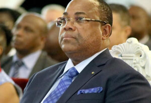 Journée de la démocratie : Julien Nkoghe Bekale appelle à un renouveau politique, y compris avec le PDG | Gabonreview.com | Actualité du Gabon |