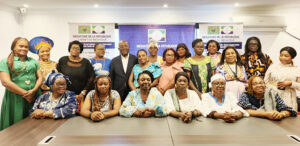 Gabon : Le pari féminin de Boutamba Mbina pour des élections apaisées | Gabonreview.com | Actualité du Gabon |