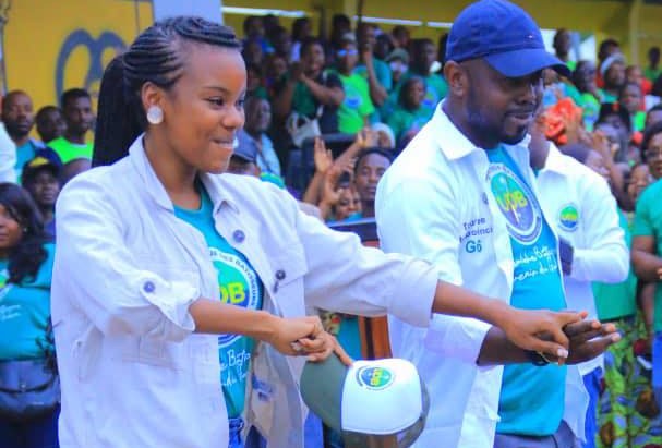 Contestation électorale dans l’Ivindo : Mélodie Sambat, UDB, dénonce une manipulation des résultats | Gabonreview.com | Actualité du Gabon |