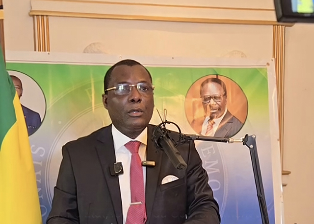 Élections : «Faut-il encore un autre coup d’État ?», ironise Ali Akbar | Gabonreview.com | Actualité du Gabon |