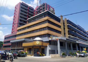 Six ans après avoir assumé cette fonction à titre transitoire, la Banque centrale des États de l