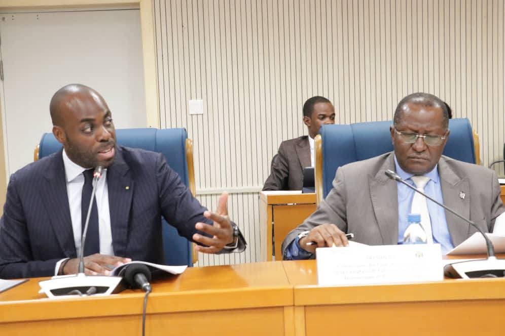 Gabon :  de 32 à 82 milliards FCFA pour l’Économie numérique en 2026 | Gabonreview.com | Actualité du Gabon |