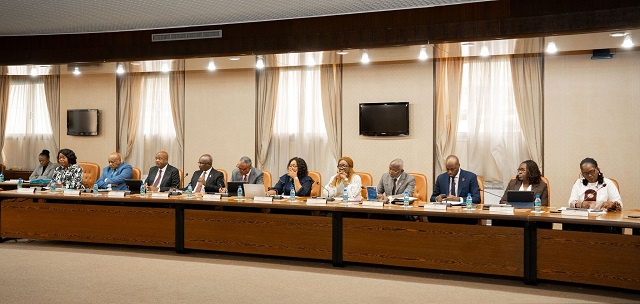 Gabon : Barro Chambrier réaffirme l’importance d’une action gouvernementale efficace et responsable | Gabonreview.com | Actualité du Gabon |