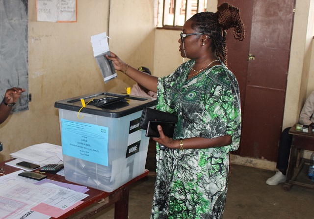 Gabon : scrutin apaisé et vigilance accrue pour le 2nd tour des législatives | Gabonreview.com | Actualité du Gabon |