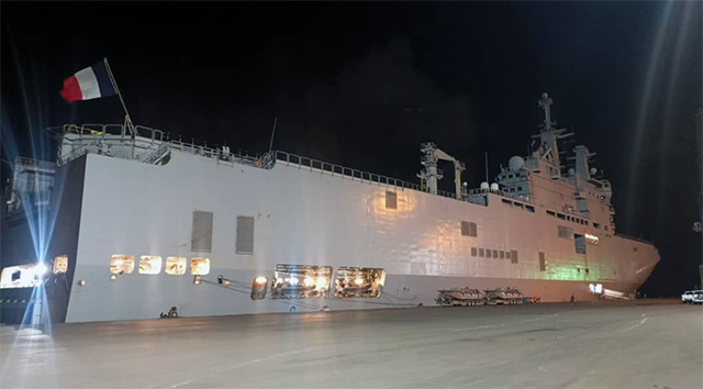 Coopération militaire France-Gabon : le Tonnerre mouille à Owendo | Gabonreview.com | Actualité du Gabon |