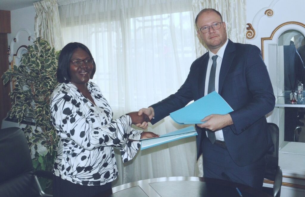 Production locale de poulet de chair : Grupo Graïne International décroche un accord au Gabon | Gabonreview.com | Actualité du Gabon |