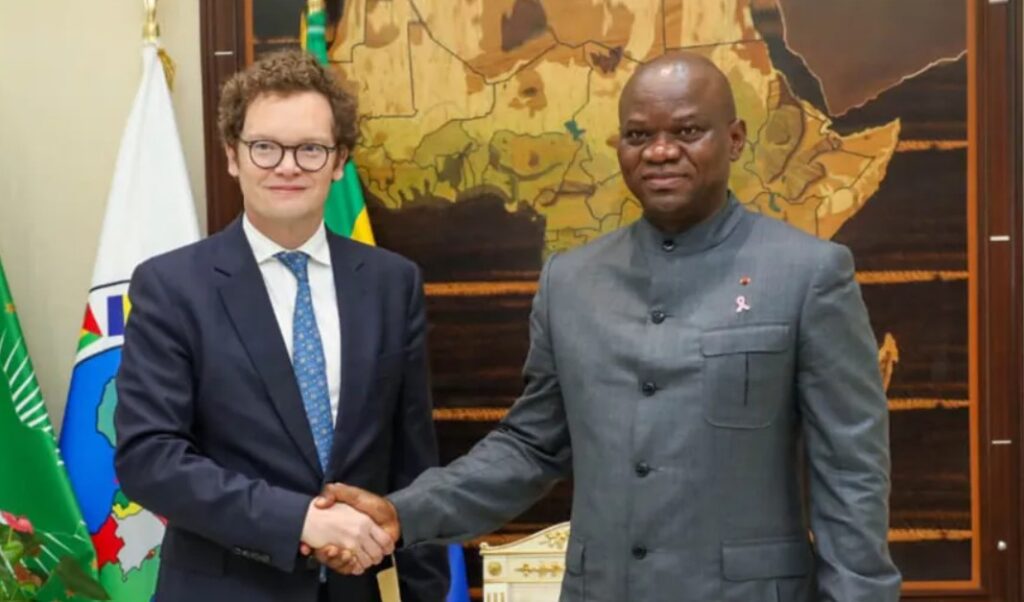 Coopération économique : des investisseurs britanniques attendus au Gabon | Gabonreview.com | Actualité du Gabon |