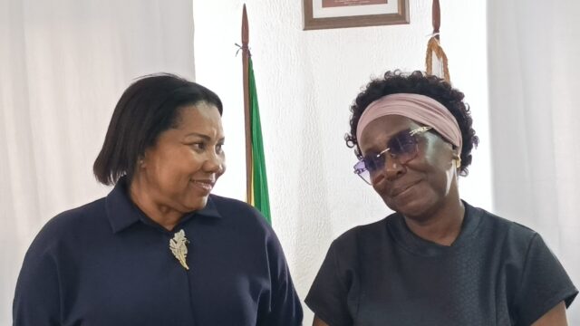 Conseil départemental de Bendjé : Lucy Daker Akendéngué retrouve la présidence dans un climat social tendu | Gabonreview.com | Actualité du Gabon |