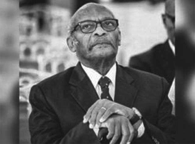 Mémoire vivante du Gabon, Michel Anchouey s'éteint à 91 ans | Gabonreview.com | Actualité du Gabon |