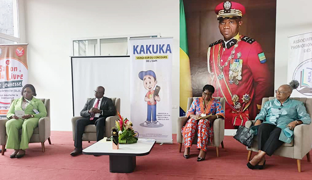 Salon du Livre de Jeunesse de Libreville : “Lire le monde de demain” pour éveiller les esprits | Gabonreview.com | Actualité du Gabon |