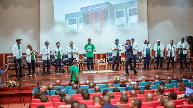 Gabon : l’Union démocratique des bâtisseurs intensifie l’engagement des jeunes pour l’avenir | Gabonreview.com | Actualité du Gabon |