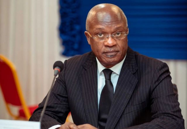 Poste SA : «Une société faillie» qui coûte 7 milliards à l'État pour moins d'un milliard de revenus | Gabonreview.com | Actualité du Gabon |