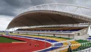 Gabon : une entreprise française pour rénover la pelouse du stade d’Angondjé | Gabonreview.com | Actualité du Gabon |