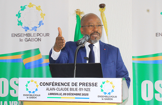 Intérims ministériels hors texte et démissions : Bilie-By-Nze pointe le chaos et appelle à réécrire la Constitution | Gabonreview.com | Actualité du Gabon |